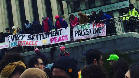 Un millier d'Américains juifs manifestent devant l'AIPAC contre l'occupation de la Palestine 