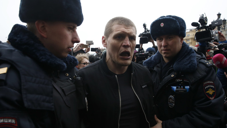 31 personnes arrêtées lors d’une manifestation contre la corruption dans le centre de Moscou (VIDEO)