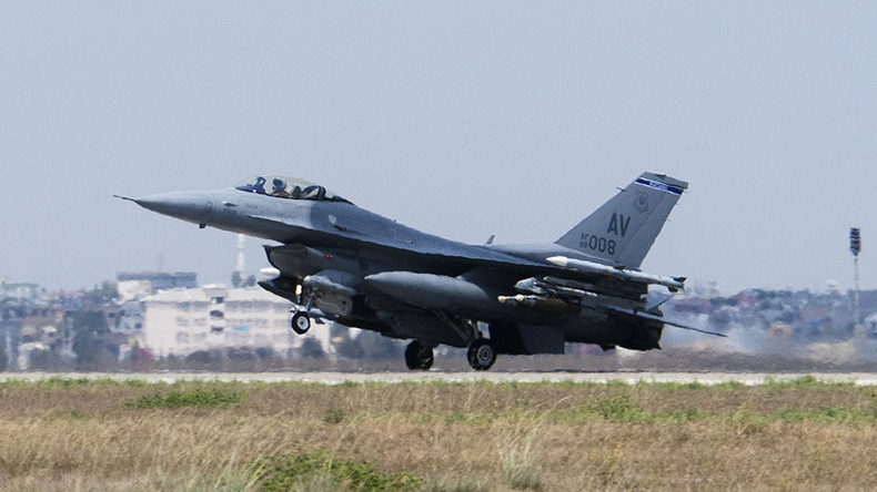 Etats-Unis : un jet militaire américain s'écrase dans les environs de Washington