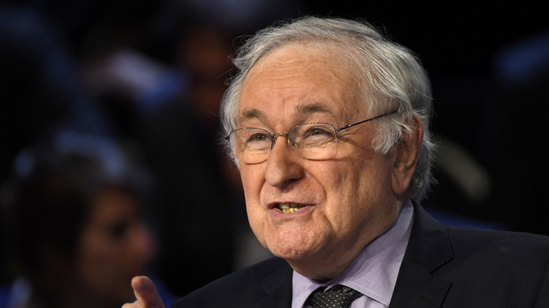 Jacques Cheminade tient son dernier meeting, via internet