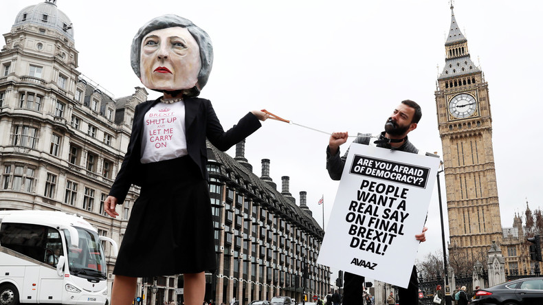 Elections anticipées au Royaume-Uni : Theresa May renverse l'échiquier politique en Europe