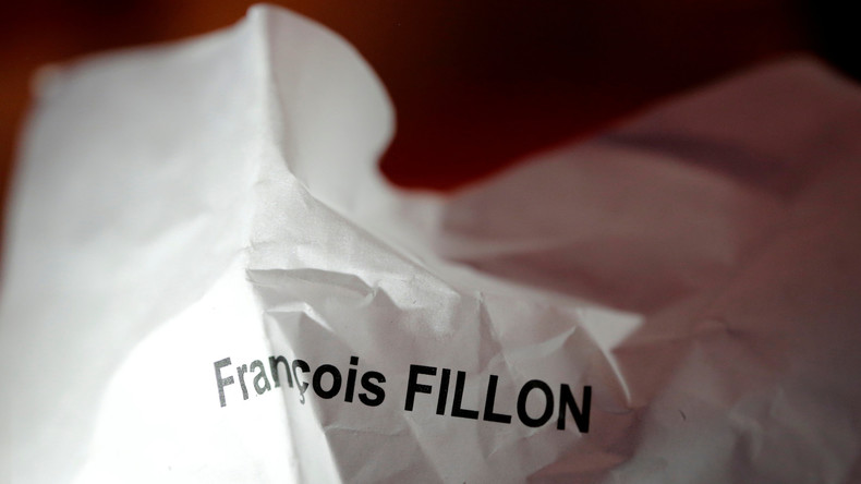 La vraie-fausse cagnotte du Gorafi pour aider François Fillon a permis de réunir près de 3 500 euros
