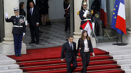 François Hollande regrette d'avoir snobé Nicolas Sarkozy lors de la passation de pouvoir