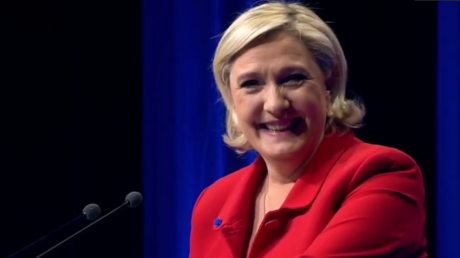 Marine Le Pen tient son meeting au Zenith