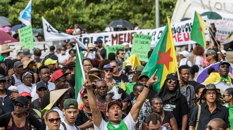Après un mois de conflit social, la Guyane poursuit la mobilisation