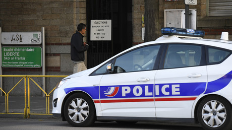 Besançon : une arme découverte dans une voiture, deux bureaux de vote brièvement fermés 