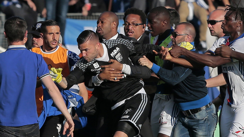 Neuf nouvelles interpellations en Corse suite aux incidents lors du match Bastia-OL