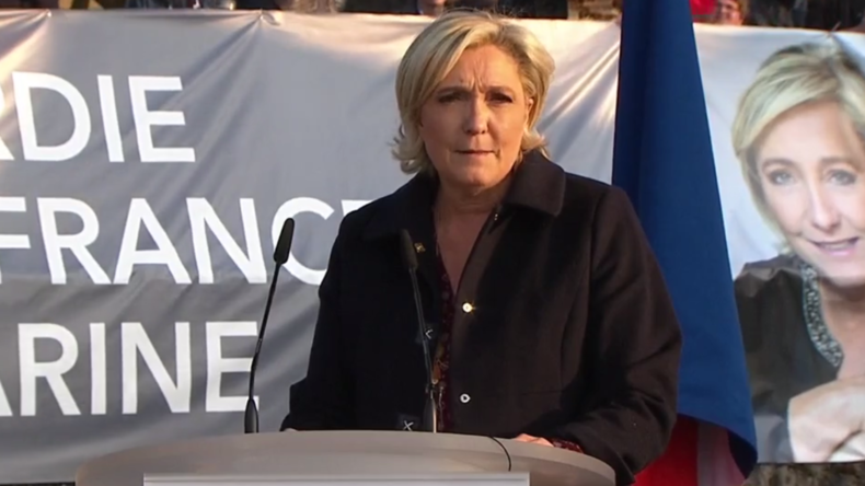 Marine Le Pen tient son dernier meeting à Ennemain avant l'échéance du 7 mai