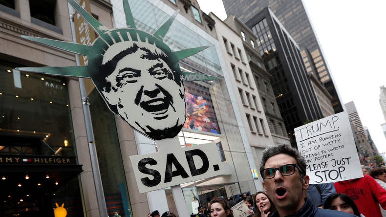 Trump à New York, les appels à manifester peu suivis (PHOTOS)