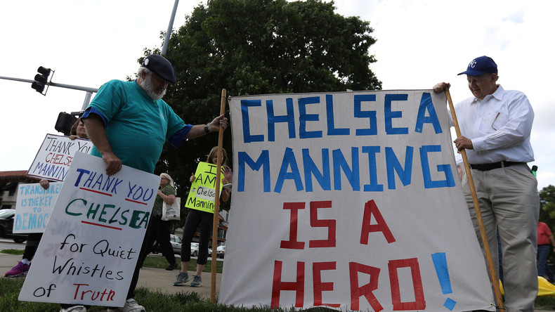«L'exemple courageux de Chelsea Manning a ouvert la voie à Snowden et Assange»