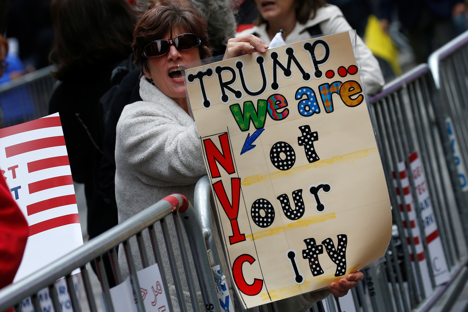 Trump à New York, les appels à manifester peu suivis (PHOTOS)