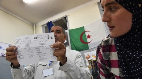 Législatives en Algérie : les deux partis au pouvoir conservent la majorité absolue