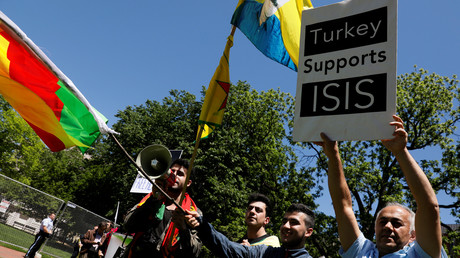 Neuf blessés lors d'affrontements à Washington en marge de la visite du président turc (VIDEOS)