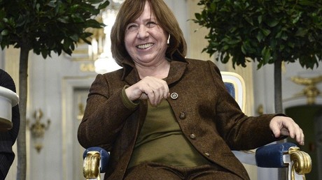 Le Nobel de littérature Svetlana Alexievitch se dit en vie, après l’annonce de son décès sur Twitter
