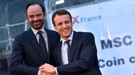 Cote de confiance : Emmanuel Macron et Edouard Philippe partent de très bas selon un sondage