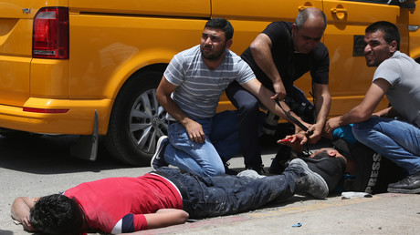 Aucune charge retenue contre le colon israélien ayant abattu un Palestinien, deux civils interpellés