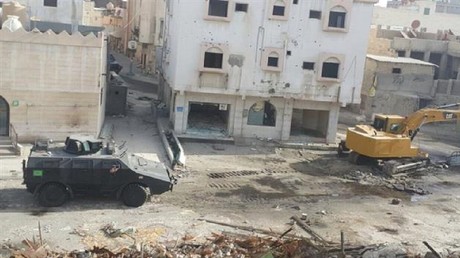 Assiégée par l'armée saoudienne depuis neuf jours, une ville chiite vit dans la terreur (IMAGES)