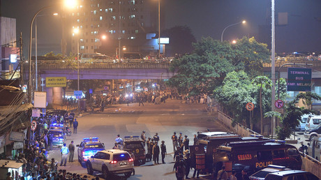 Indonésie : trois policiers tués dans un double attentat-suicide à Jakarta