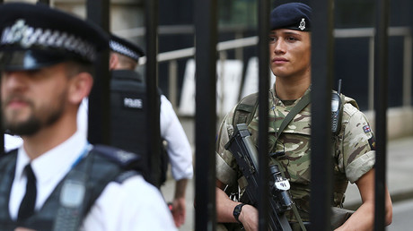 La police fait évacuer un théâtre dans le centre de Londres après une alerte, finalement levée