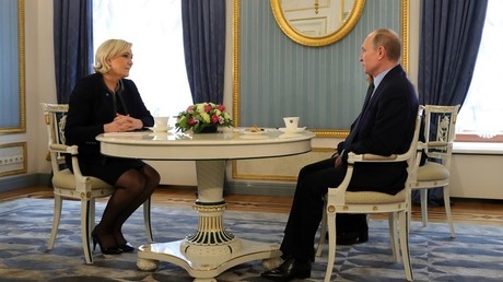 Marine Le Pen et Vladimir Poutine à Moscou le 24 mars