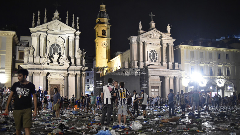 Turin : un mouvement de panique sème le chaos lors de la finale de la ligue des Champions (VIDEO)
