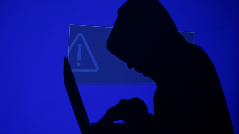 Le Kremlin affirme que des hackers américains attaquent régulièrement son site