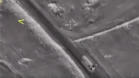 Le convoi de Daesh attaqué par l'aviation russe