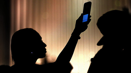 Un couple de Finlandais se filme sur Periscope avant de trouver la mort dans un accident 