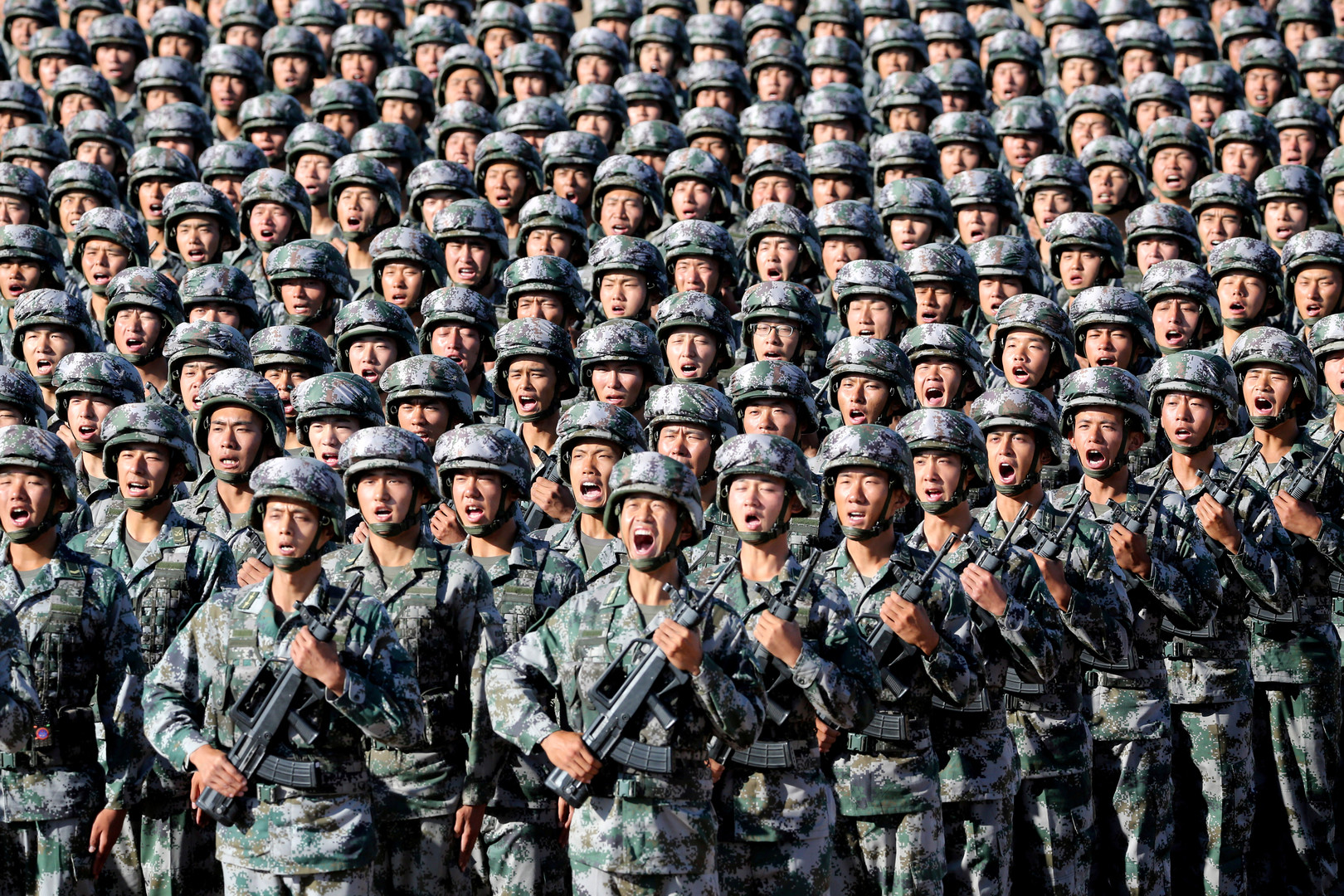Démonstration de force de l'armée chinoise autour de Xi Jinping (VIDEO)