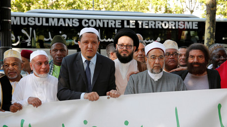 Chalghoumi bien seul dans sa marche des musulmans contre le terrorisme à Bruxelles (IMAGES)