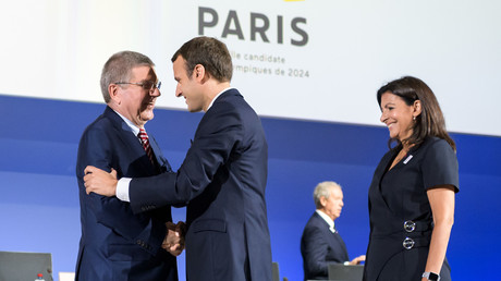 Emmanuel Macron et Anne Hidalgo rencontrent Thomas Bach, président du CIO, à Genève