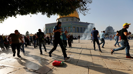 Affrontements à Jérusalem entre Palestiniens et policiers israéliens sur l'esplanade des Mosquées 