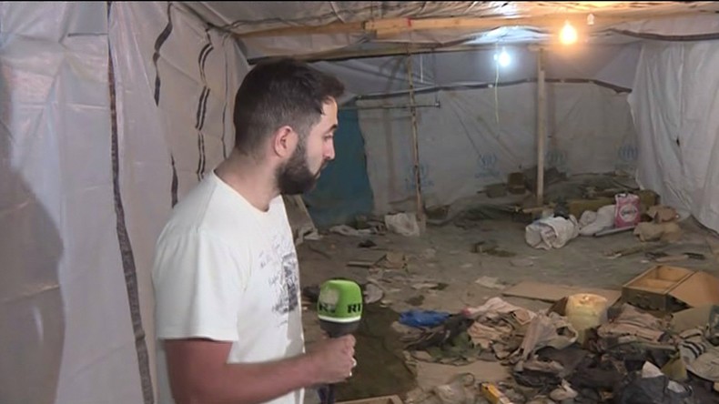 RT pénètre dans le QG des militants d'Al-Nosra au Liban, creusé dans la montagne (EXCLUSIF)