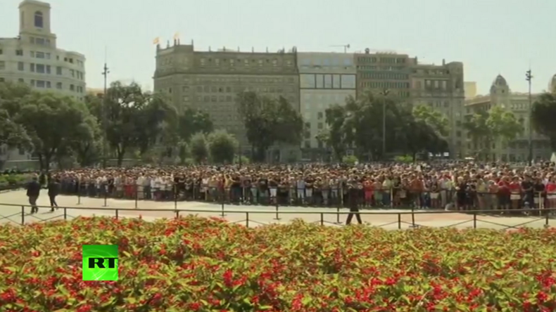 Minute de silence à Barcelone en hommage aux victimes