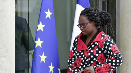 Texto polémique sur Simone Veil : plusieurs politiques demandent la démission de Sibeth Ndiaye