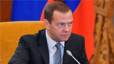 «Une véritable guerre économique»:  Medvedev pourfend les sanctions et la «faiblesse» de Trump