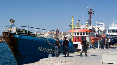 Les autorités italiennes confirment qu'une ONG allemande coopère avec les passeurs en Méditerranée