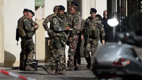 Militaires blessés à Levallois : l'enquête confiée à la section antiterroriste du parquet de Paris