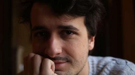 «M. le président, vous êtes parti en vacances»: la CGT reproche à Macron son silence sur Loup Bureau