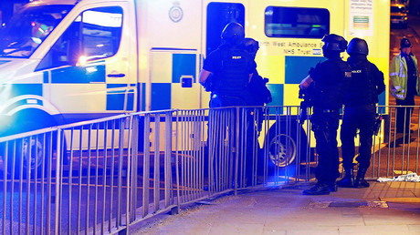 La police mobilisée autour d'un hôtel de Manchester après un accident de la route meurtrier