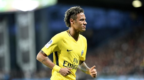 «Neymar = 44 400 000 pintes, Nasser, ta tournée !» : les Guingampais ironisent face à la star du PSG
