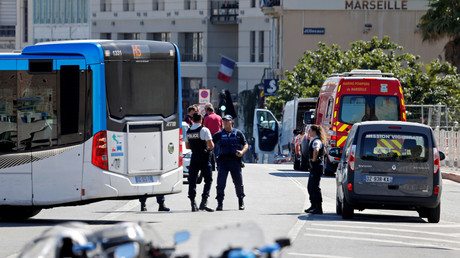 Un véhicule fonce sur un abribus et tue une femme à Marseille : ce que l'on sait