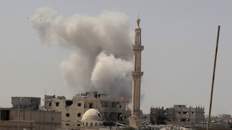 Syrie : 27 civils tués par jour dans d'intenses combats entre la coalition et Daesh