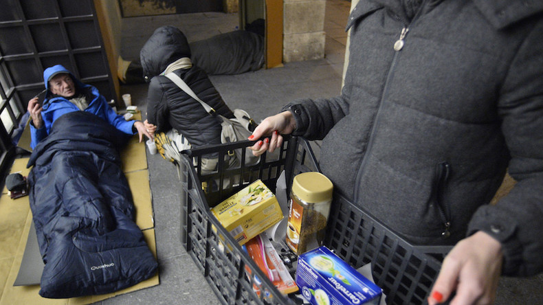 Un tiers des Français ont déjà connu la pauvreté : le Secours populaire tire la sonnette d'alarme