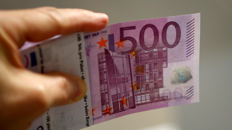 L'argent n'a pas d'odeur ? Des billets de 500 euros bouchent des toilettes en Suisse