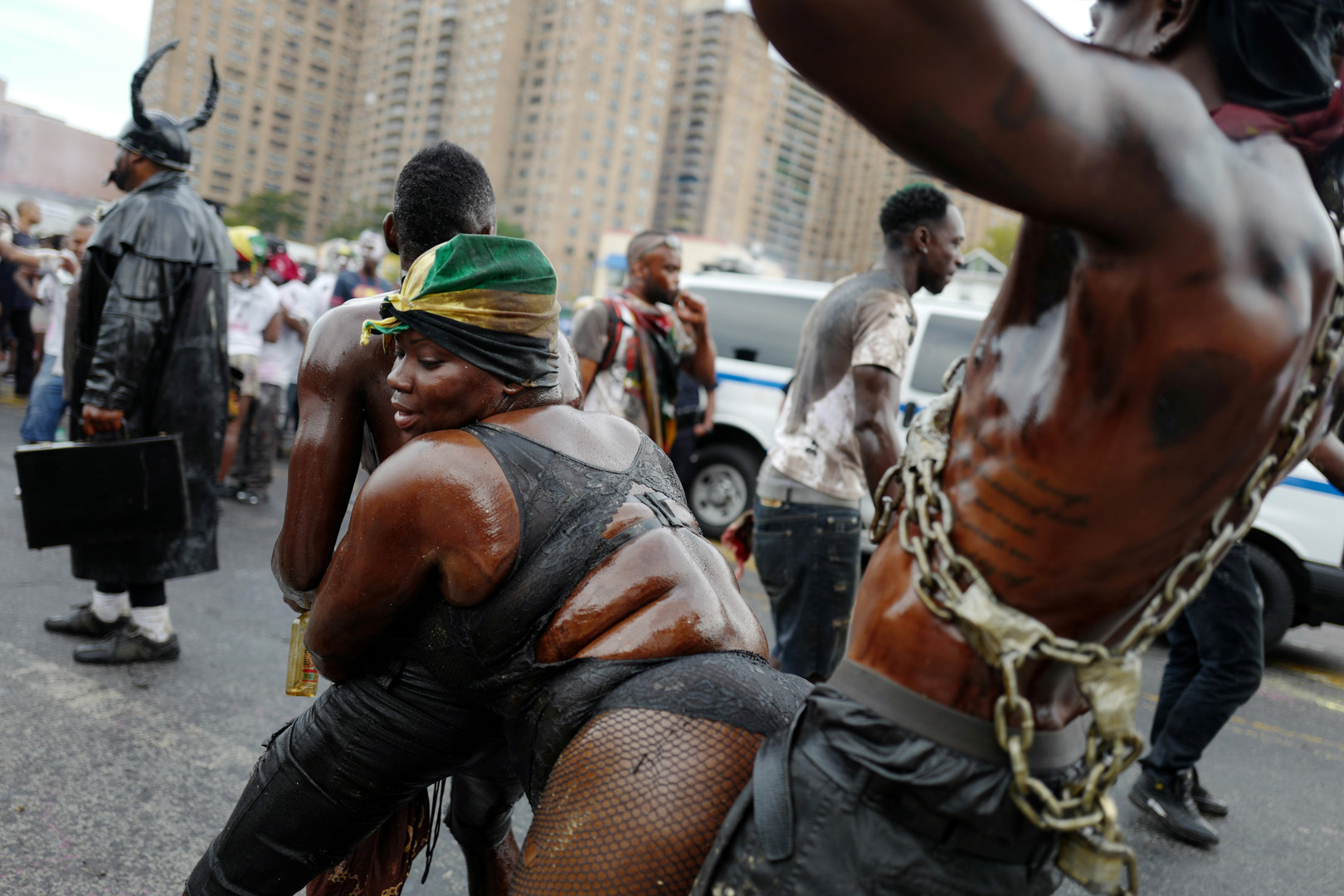 Quatre blessés à l'arme blanche et un par balles à New York pendant un carnaval caribéen