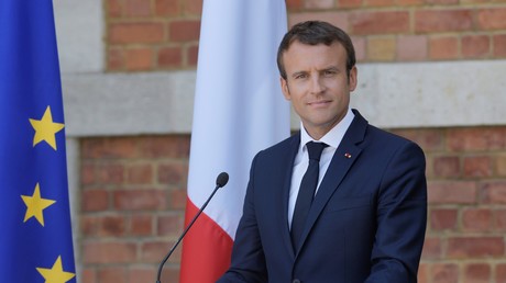 Chute libre : la cote de popularité d'Emmanuel Macron tombe à 30%