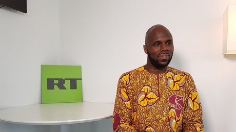 Après son expulsion du Sénégal, Kémi Séba se confie à RT France