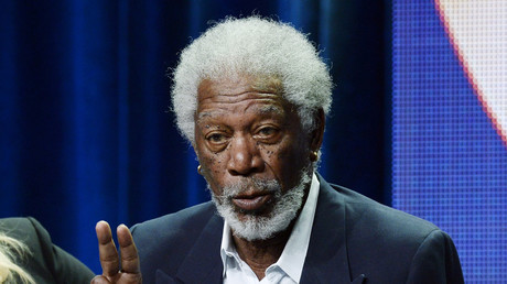 Quand Morgan Freeman déclare la guerre à la Russie et se fait incendier sur Twitter