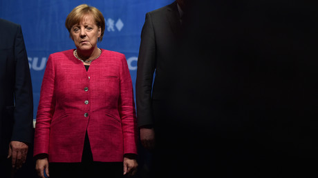 Allemagne : à 13%, l'AfD réalise un score historique, Merkel en difficulté pour former une coalition
